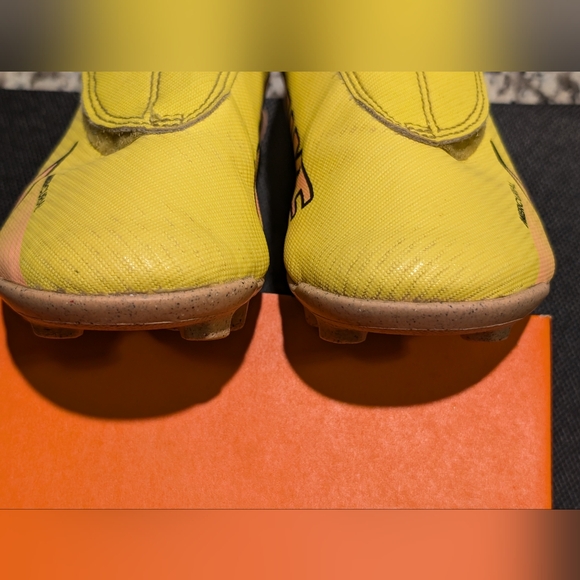 Nike Mercurial Vapor 15 Club Yellow Strike/Sunset Kids 12C - Picture 12 of 13